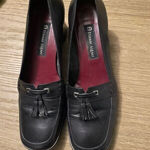 Vintage Etienne Aigner Women's Black Tassel Loafers Size 8.5M